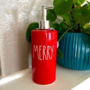 Rae Dunn “MERRY” soap dispenser